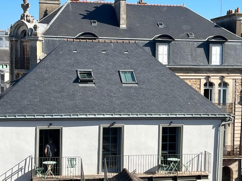 Au Coeur De Vannes - Vue Sur Les Remparts - 2 Ch Esterno foto
